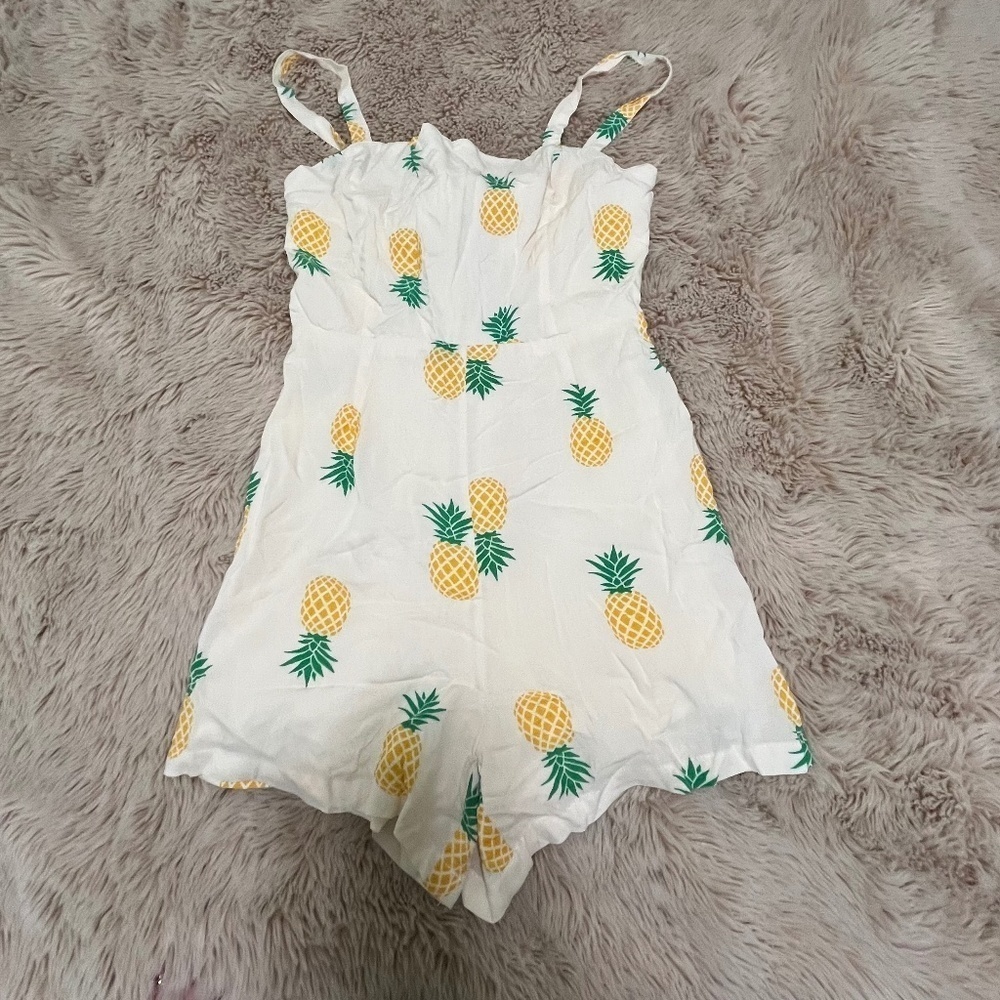 NEW Eden in Love Pineapple Romper Small